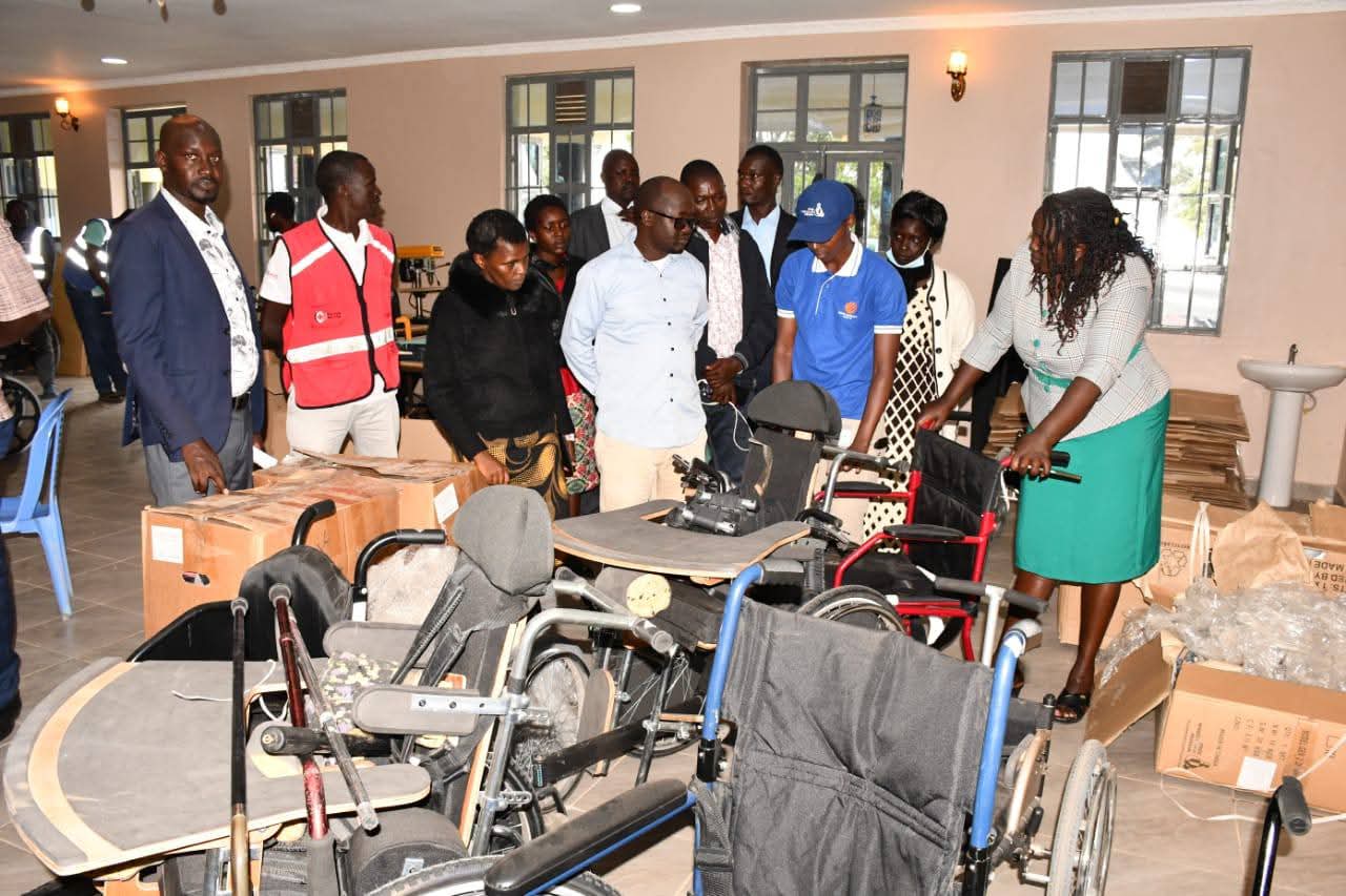 Serikali ya Pokot Magharibi yakabidhiwa vifaa vya kuwasaidia walemavu
